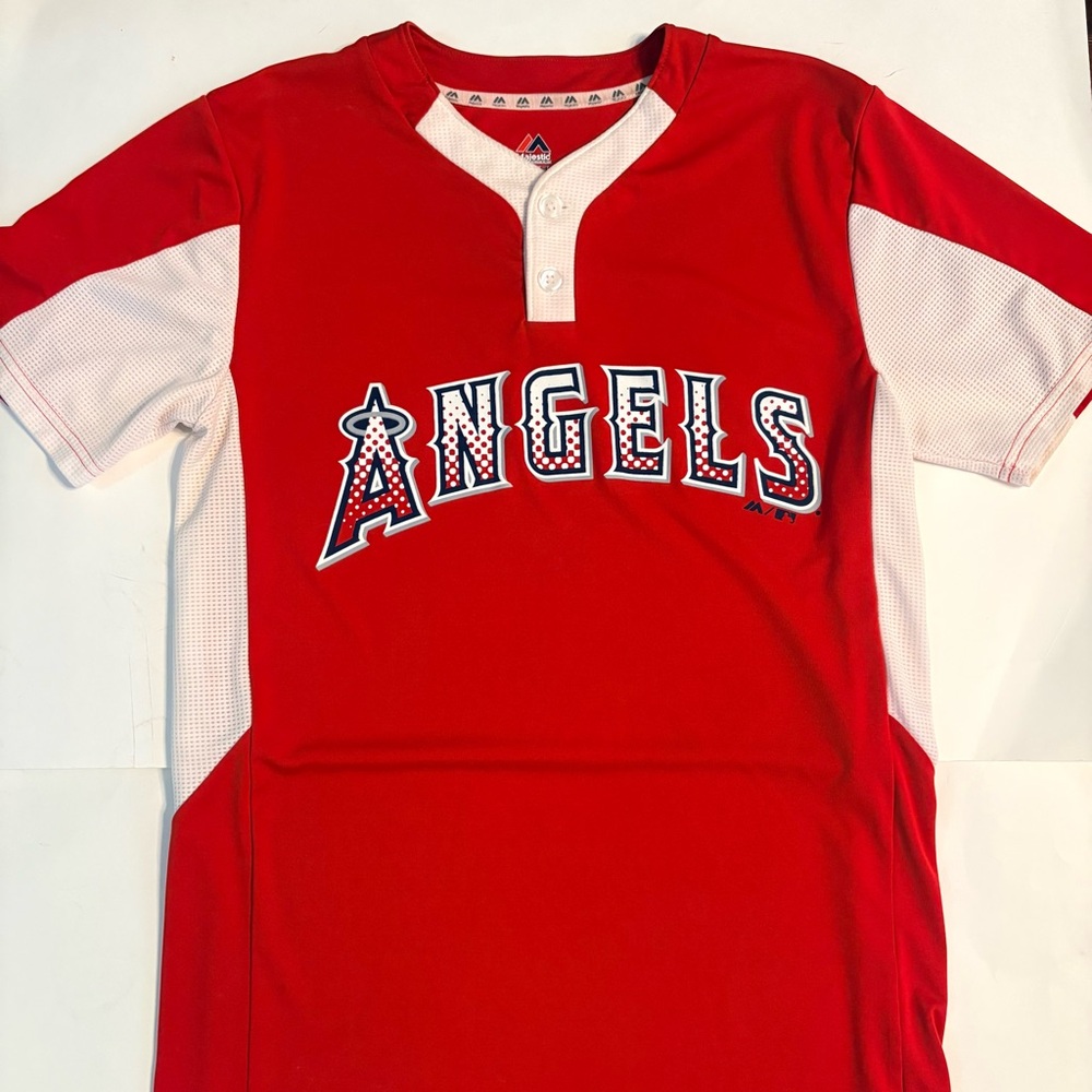 Majestic Angels Men’s Red and White shirt size small
